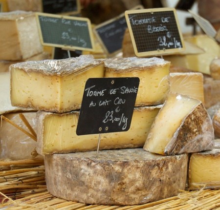 Les Fromages Régionaux Français : Un Voyage Gourmand à Travers la France